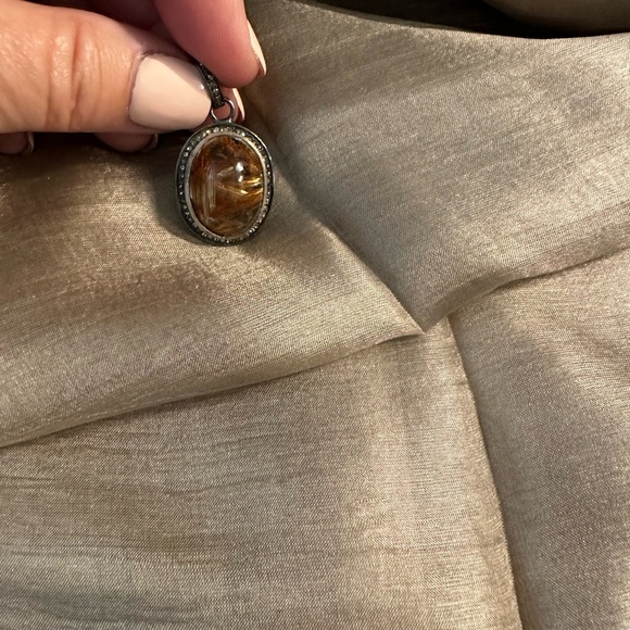 Gold Rudilated Quartz & Diamond pendant. - Picture 7 of 10